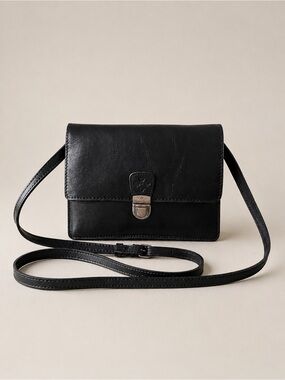 Patricia Nash Lanza Crossbody Leather Convertible Bag Purse Embossed Logo Black